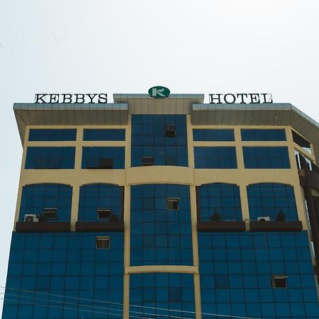 Kebbys Hotel Дар ес Саалам Екстериор снимка